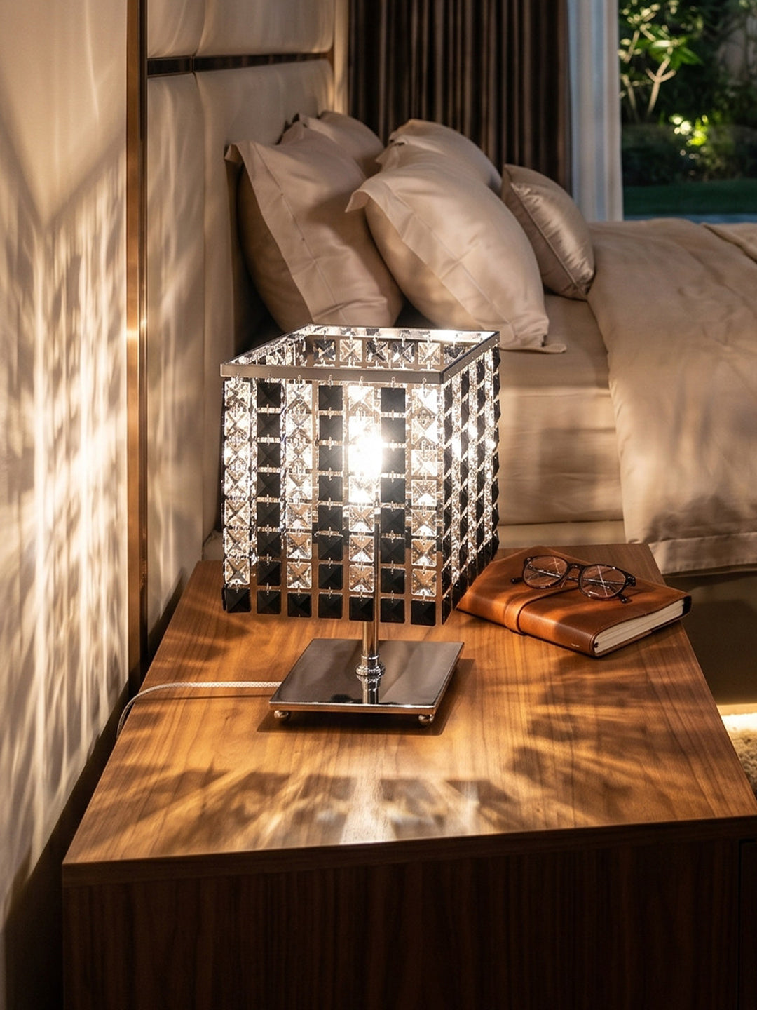 Black & Clear Crystal Cube Table Lamp